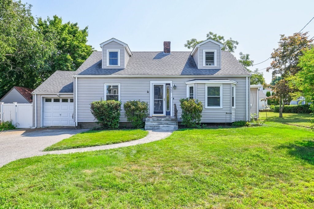 38 Fay Rd in Framingham