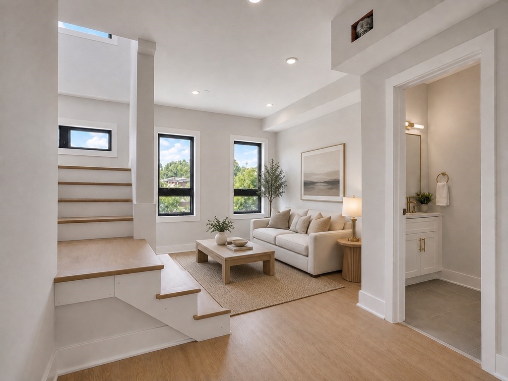 820 Hyde Park Ave. #306 in Hyde Park