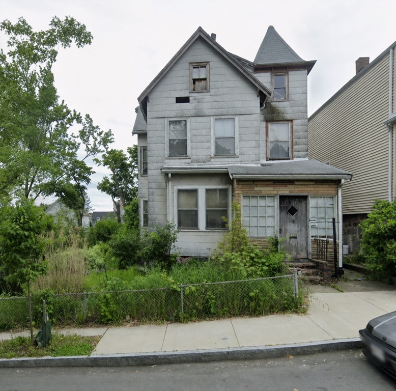 15R & 15 Lambert Ave in Chelsea