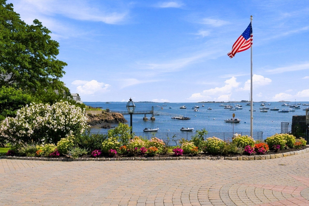 5 Leslie Cove in Marblehead