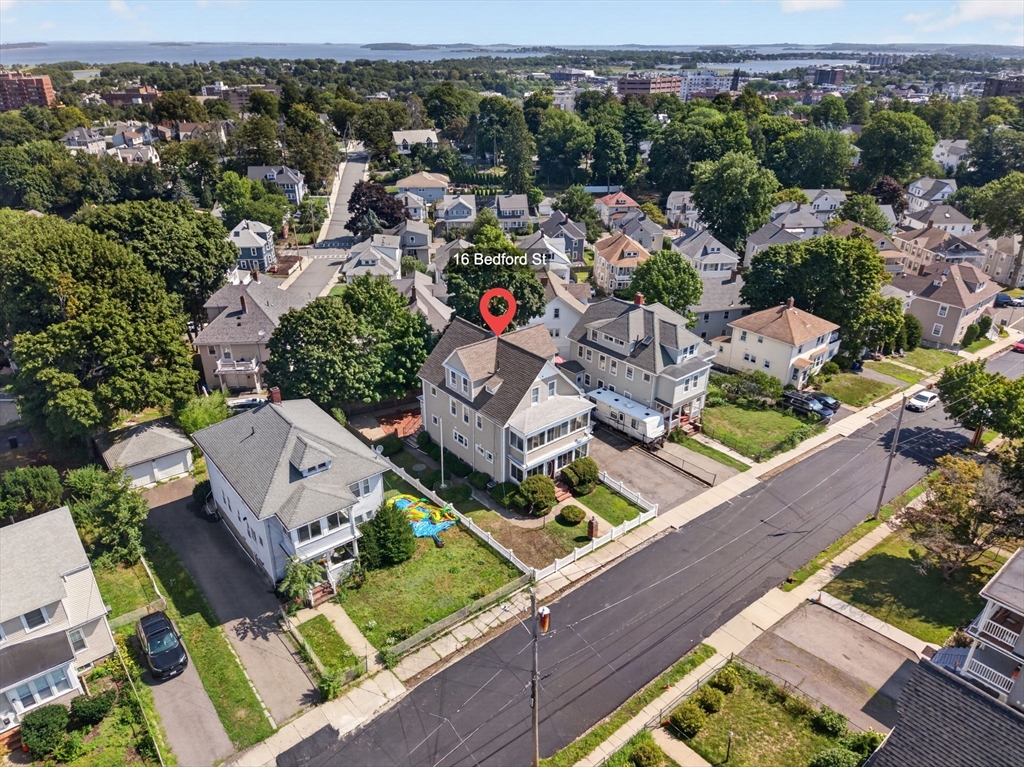 16 Bedford St in Quincy