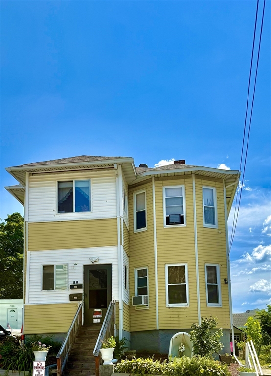 58 Gage St in Worcester