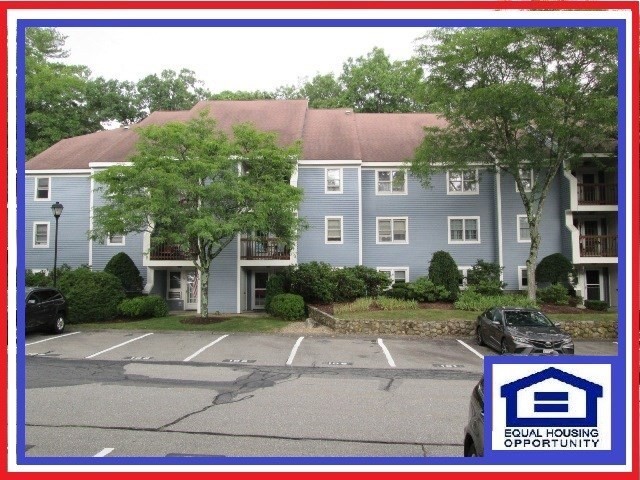 113 HERITAGE DRIVE #113 in Whitinsville