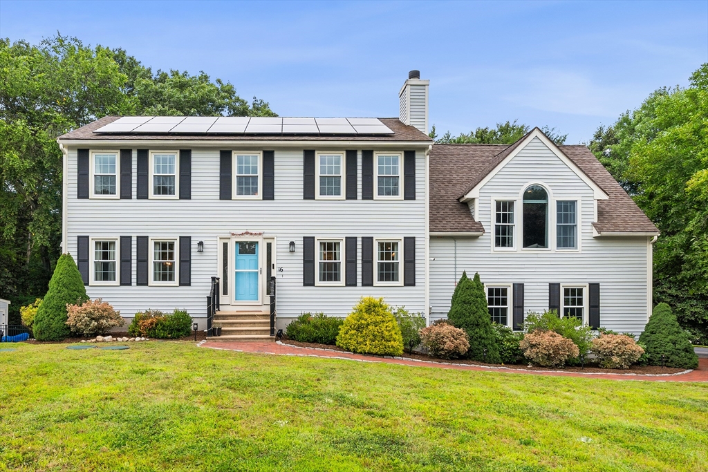 16 Jasmine Rd in Medway