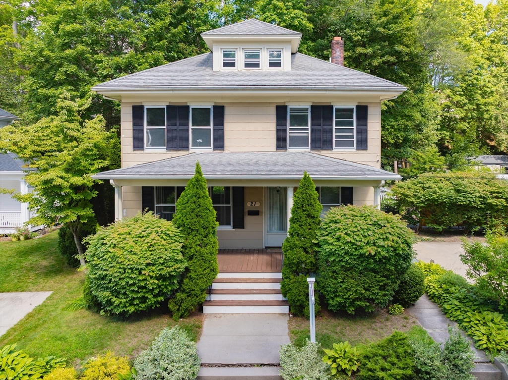 21 Oak Street in Plymouth