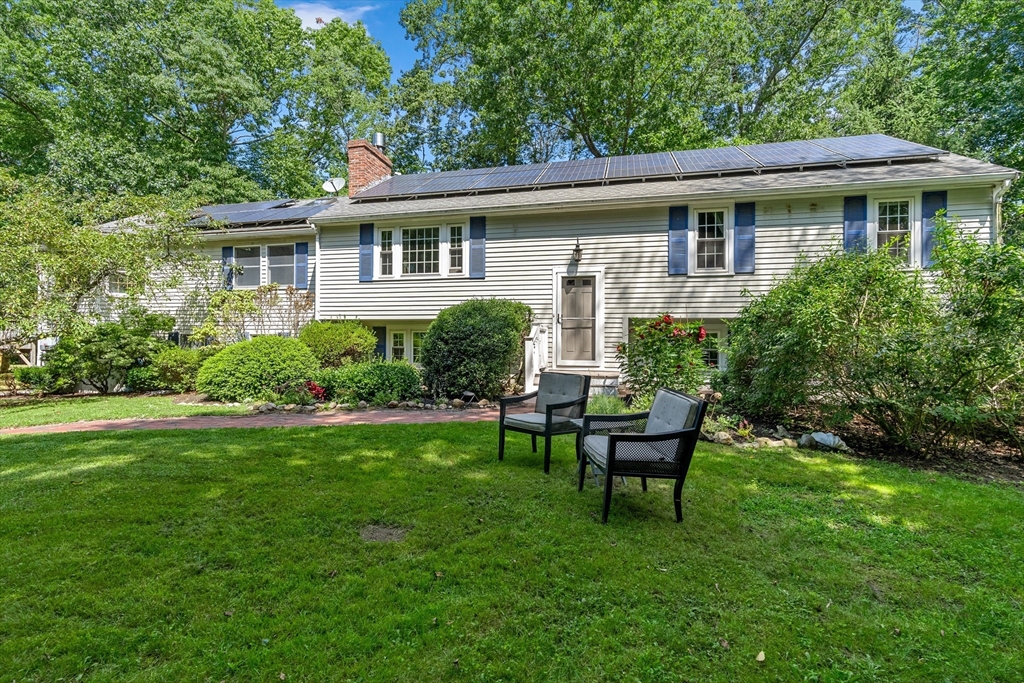 29 Pratt Road in Scituate