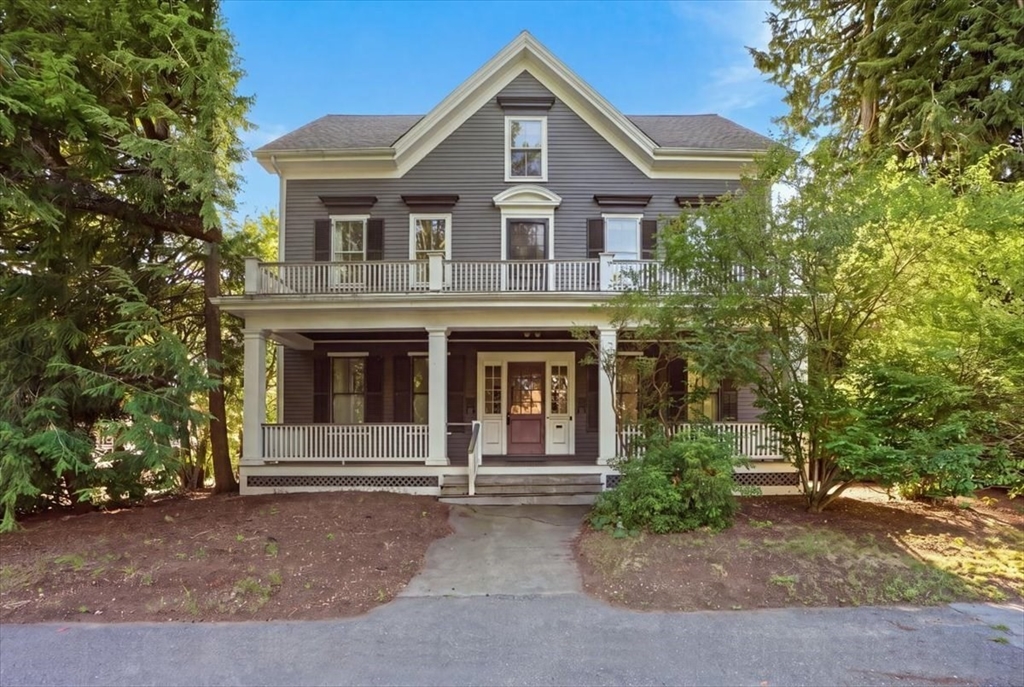 40 Columbus St in Newton Highlands