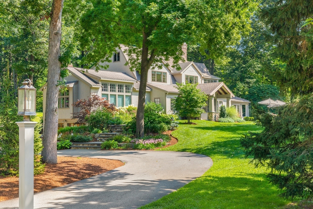 44 William Fairfield Dr in Wenham