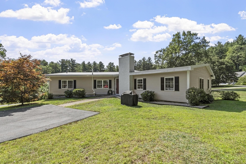 2 Reed Lane in Littleton