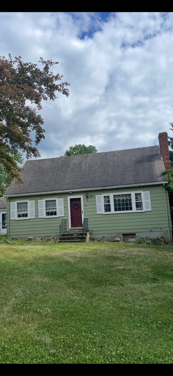 11 Glenn Dr in Franklin