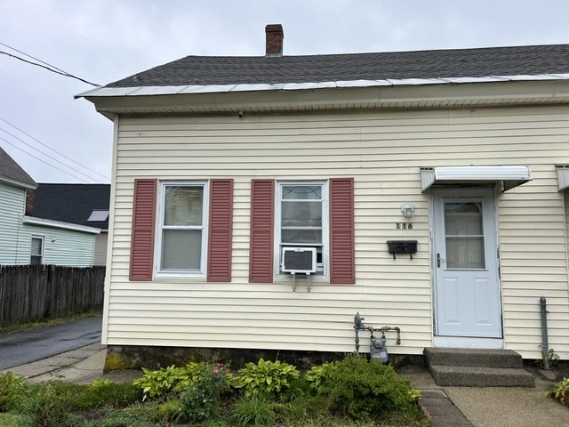116 Quebec Street in Lowell