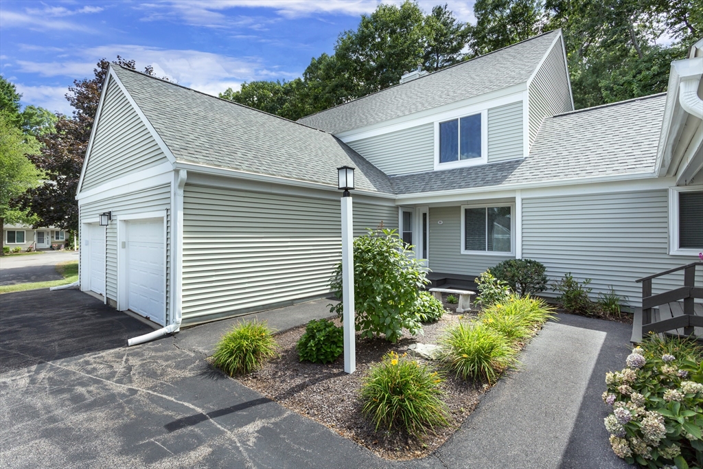 36 Stone Ridge Rd #36 in Franklin
