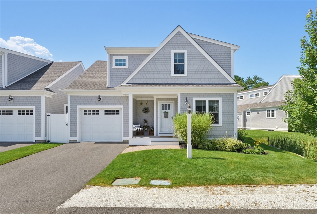 8 Twin Pines Lane #8 in Plymouth