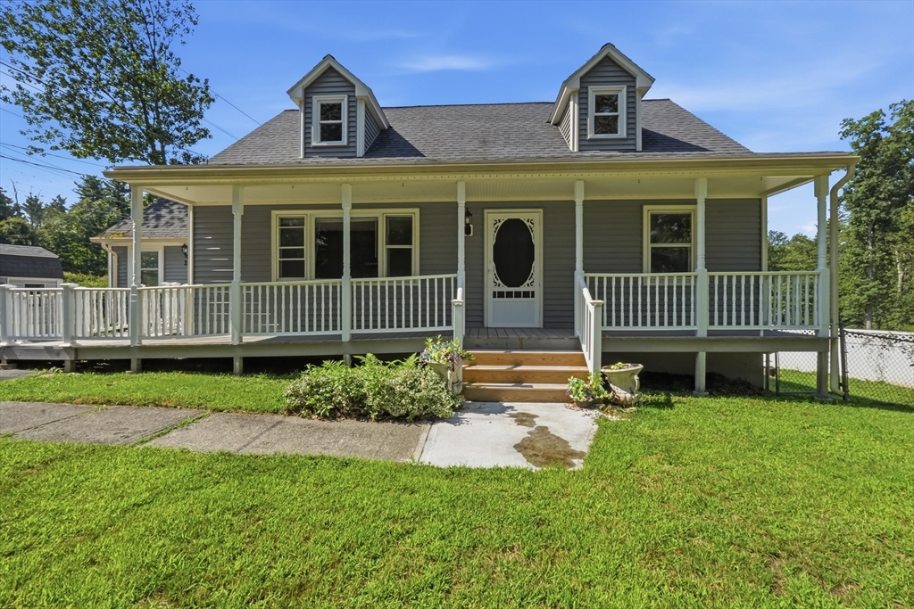 2324 Main St in Lancaster