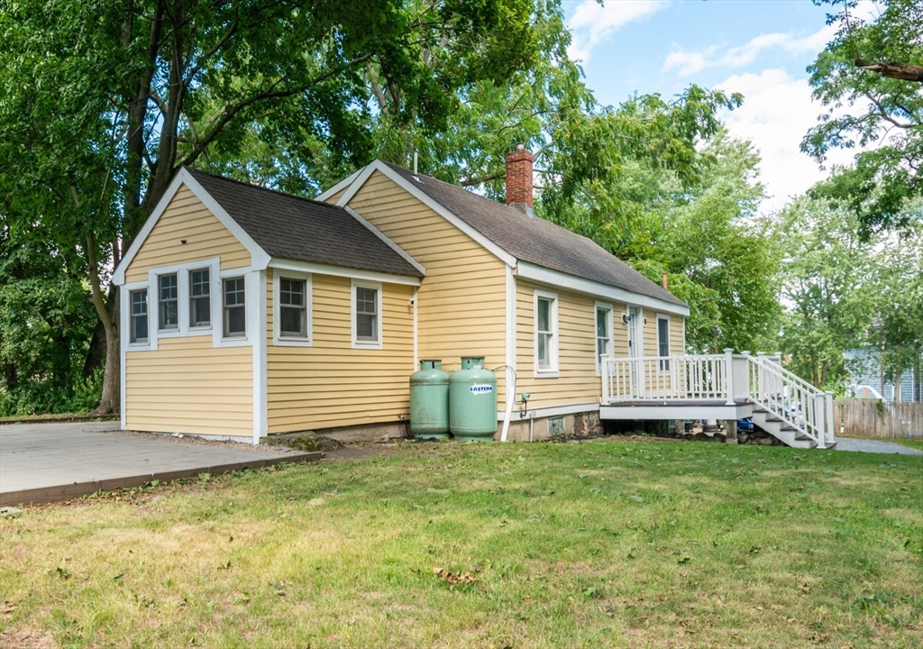 22-R Andover St in Peabody