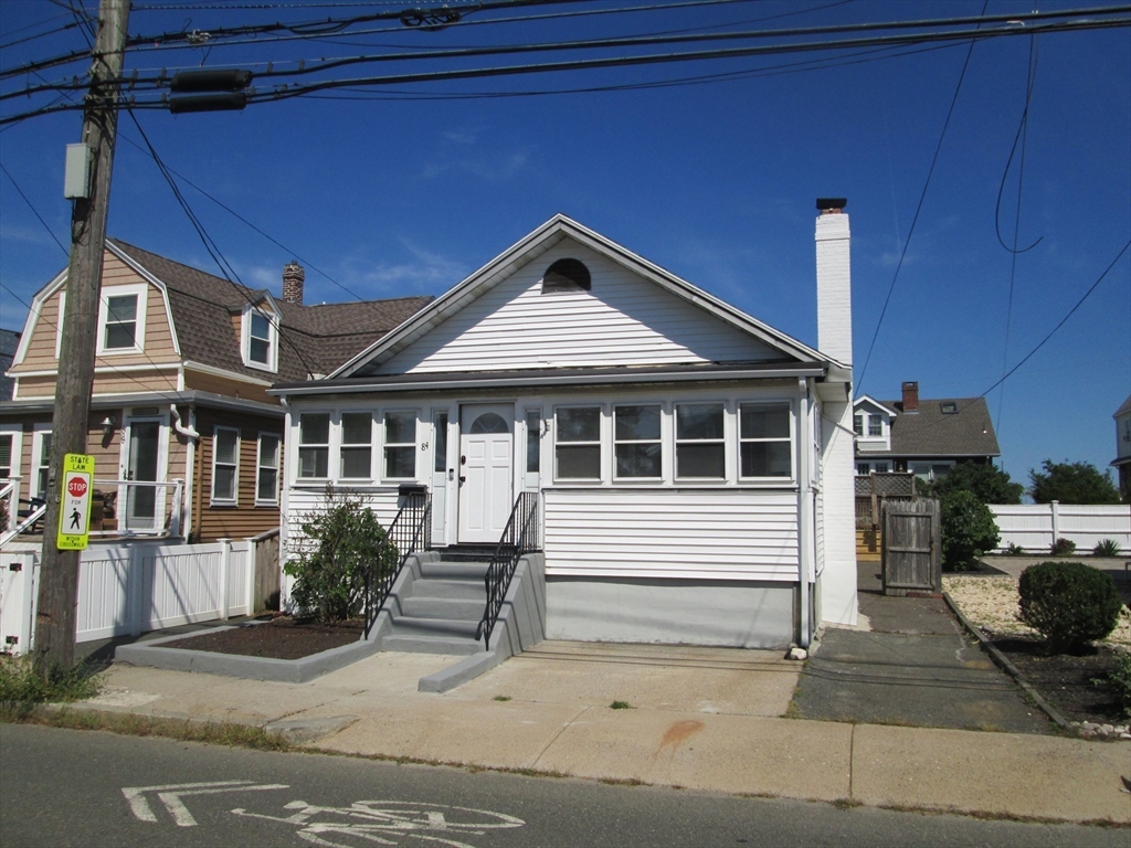 84 Tafts Ave. in Winthrop