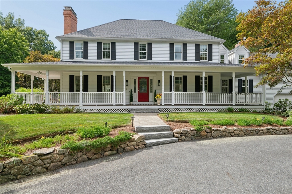 11 Dicarlo Rd in Hopkinton