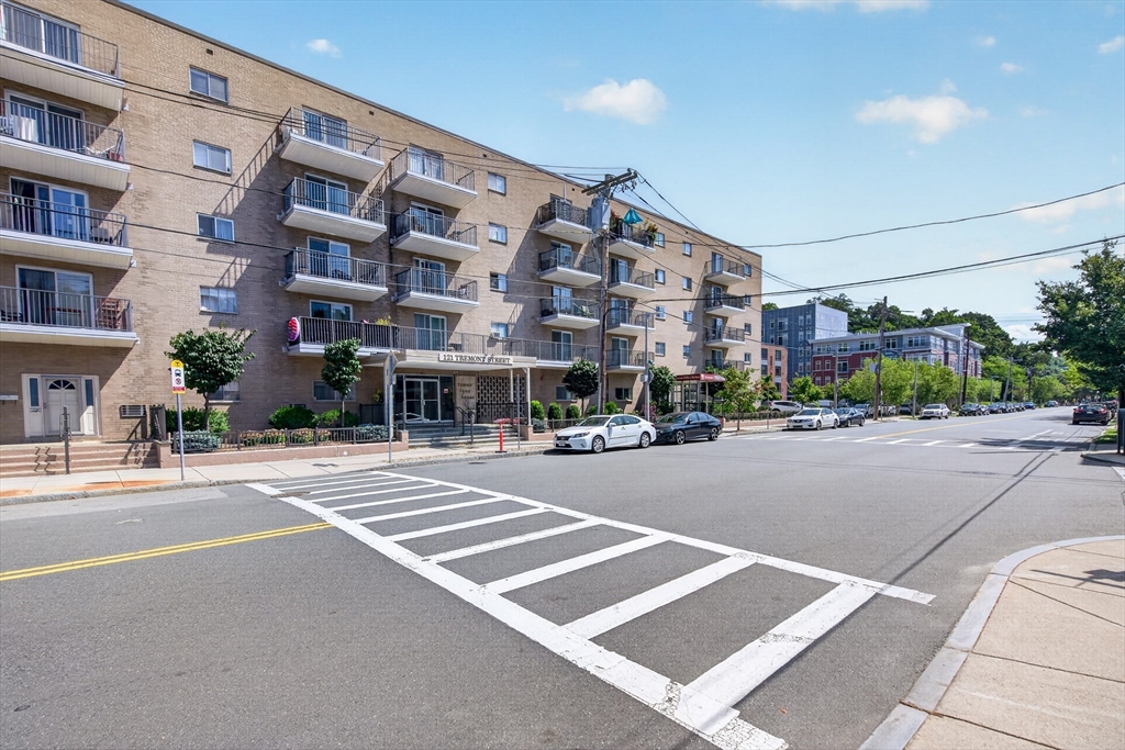 121 Tremont St #C6 in Brighton