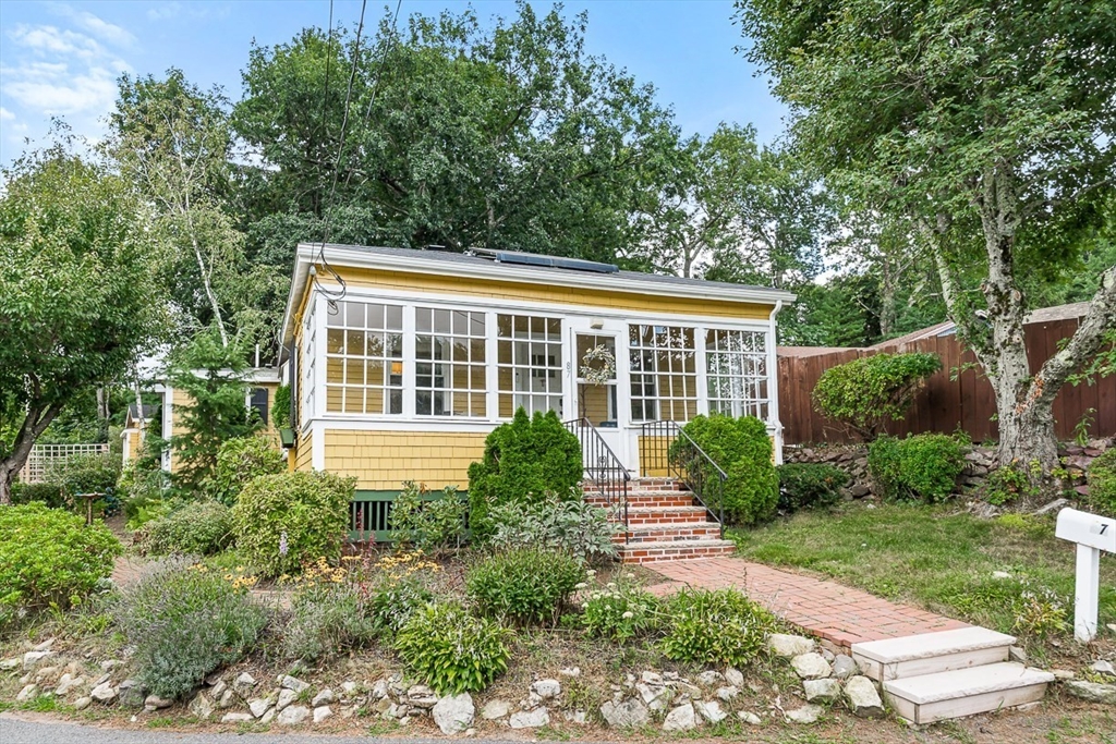 87 Great Woods Rd in Saugus