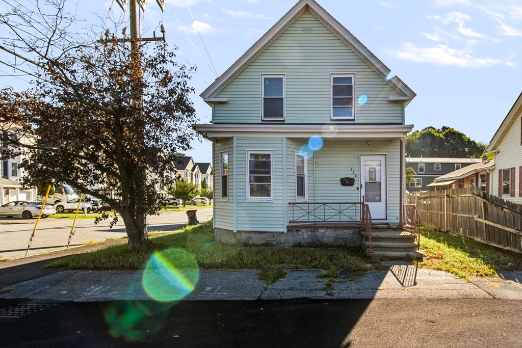 112 Quebec St in Lowell