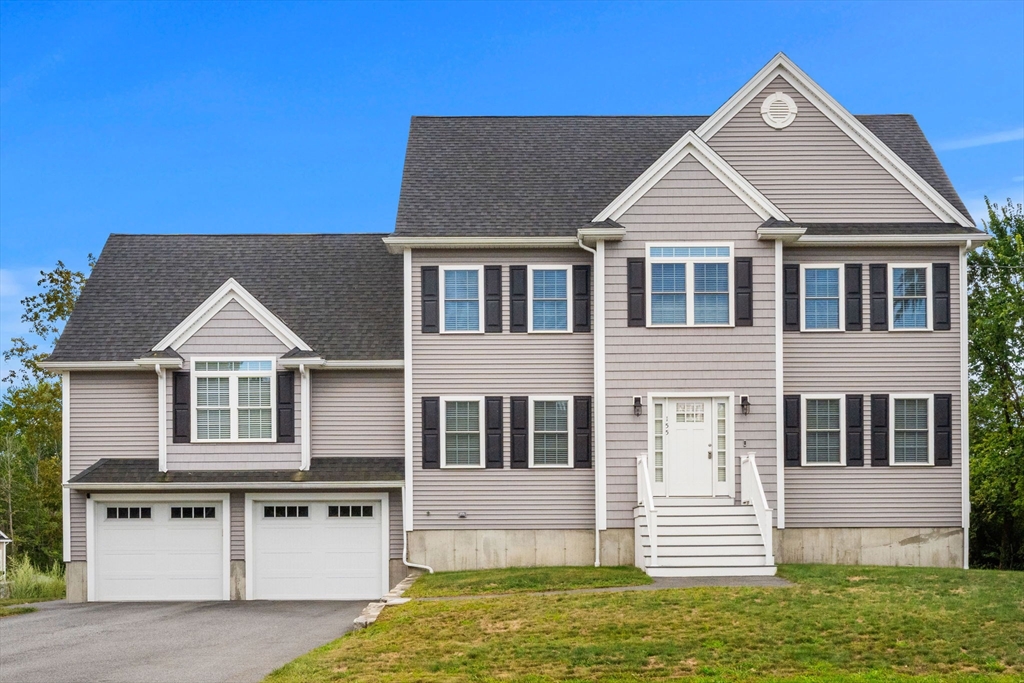 155 East St in Tewksbury