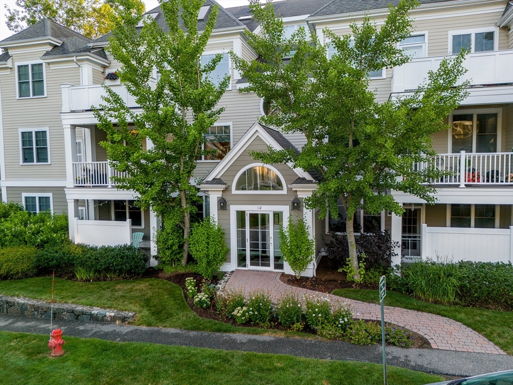 122 Johnson Woods Dr #103 in Reading
