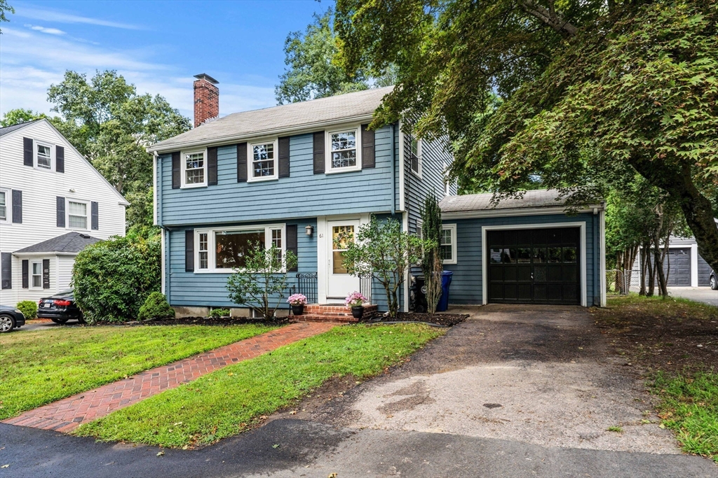 61 Elm Street in Milton