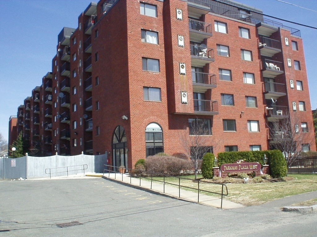 8 Nineth, 9th, Street #102 in Medford