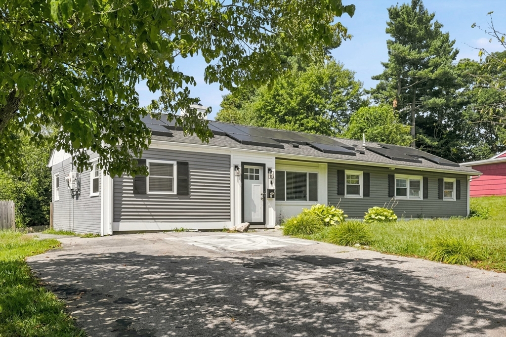 14 Pineview Terrace in Brockton