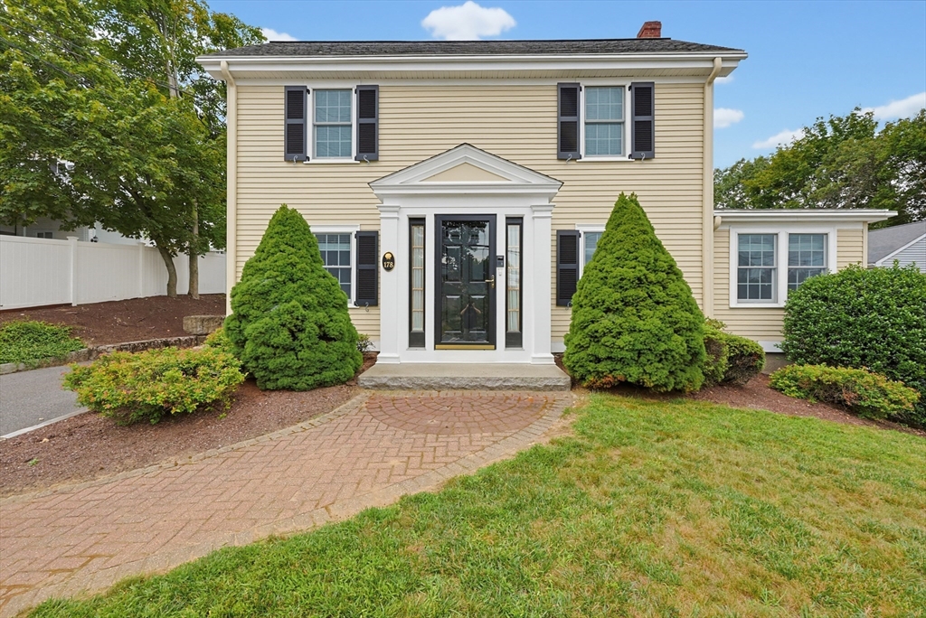 178/180 West St in Needham Heights