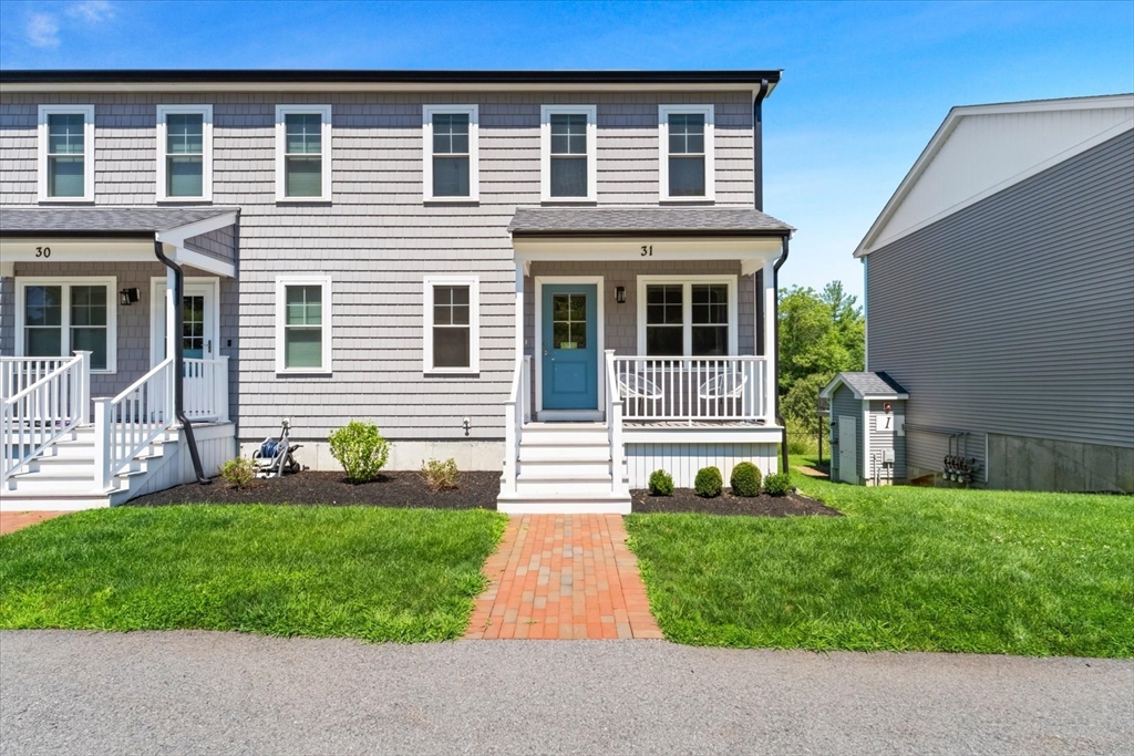 55 Plymouth St #H31 in Whitman
