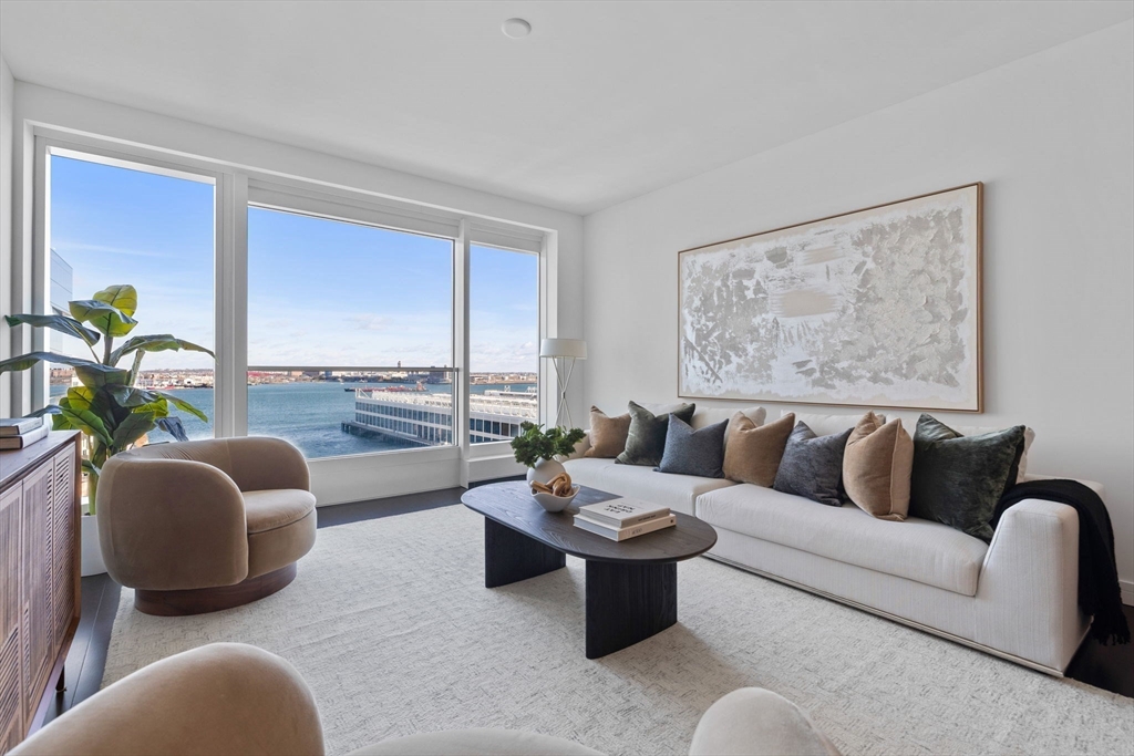 150 Seaport Blvd #14C in Boston