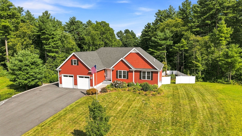 59 Waterford Cir in Dighton