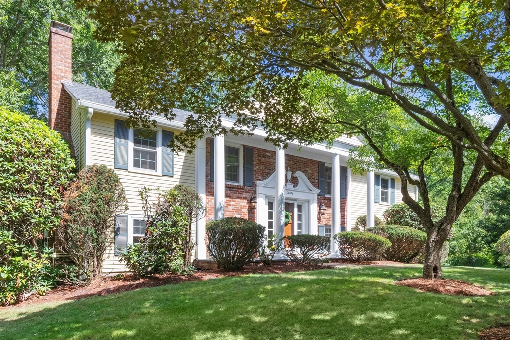 20 Village Cir in Lexington