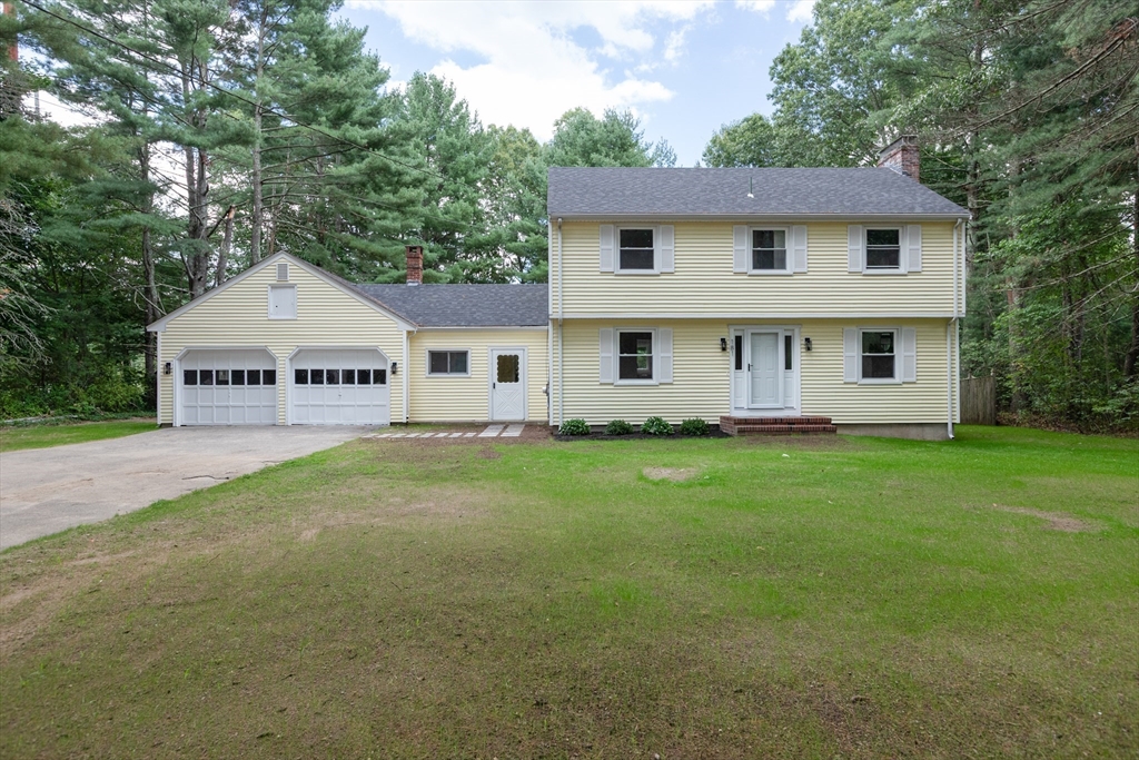 181 Lindsey St in North Attleboro