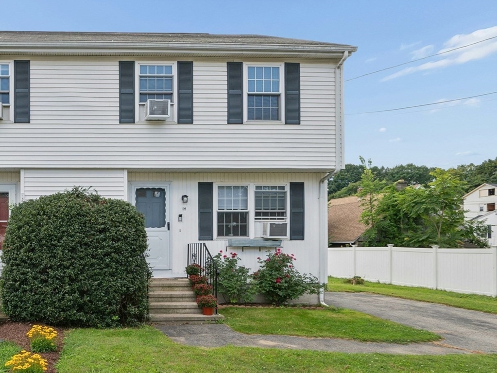 14 Phoenix St in Worcester