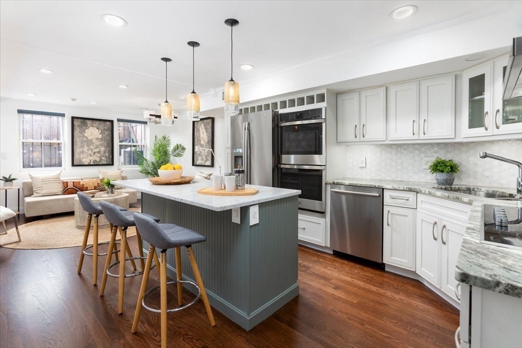 25 Dartmouth St #1 in Boston