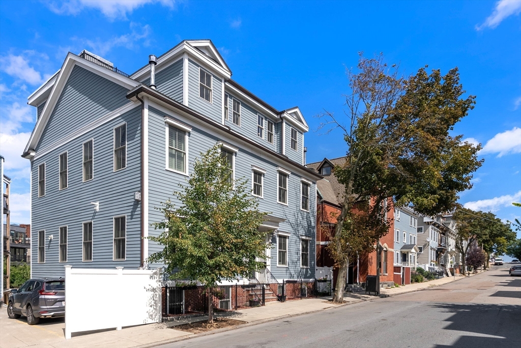 482 E Fourth Street #4 in Boston