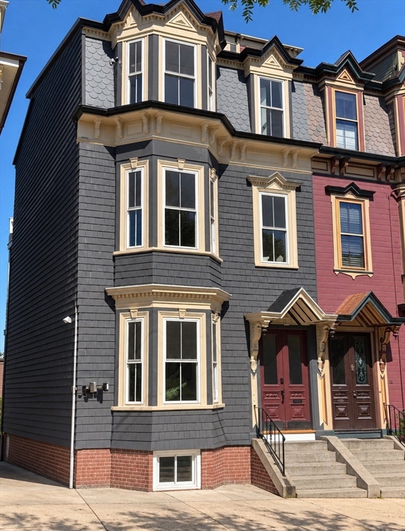 19 Thomas Park #1 in Boston