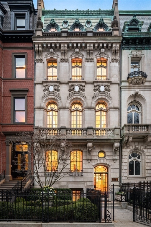 128 Commonwealth Avenue in Boston