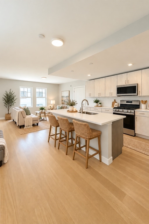 98 Prescott St #3b in Boston