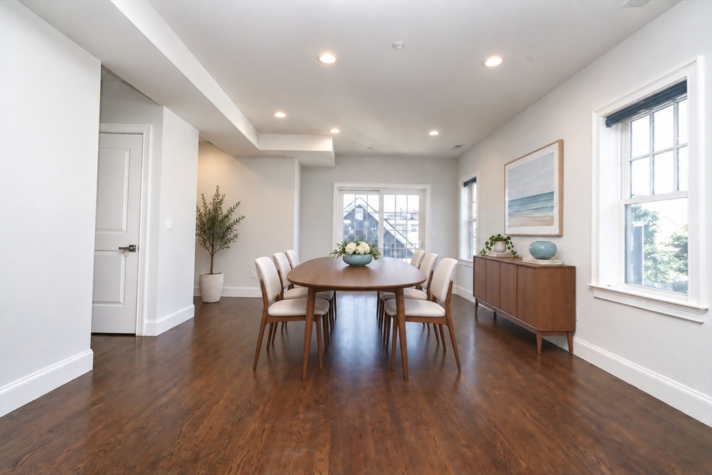 141 W 6th St #3 in Boston