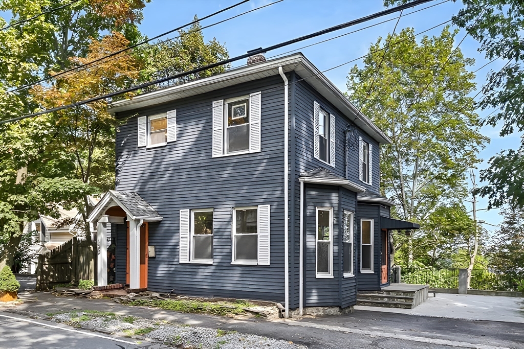 103 Newtonville Avenue in Newton
