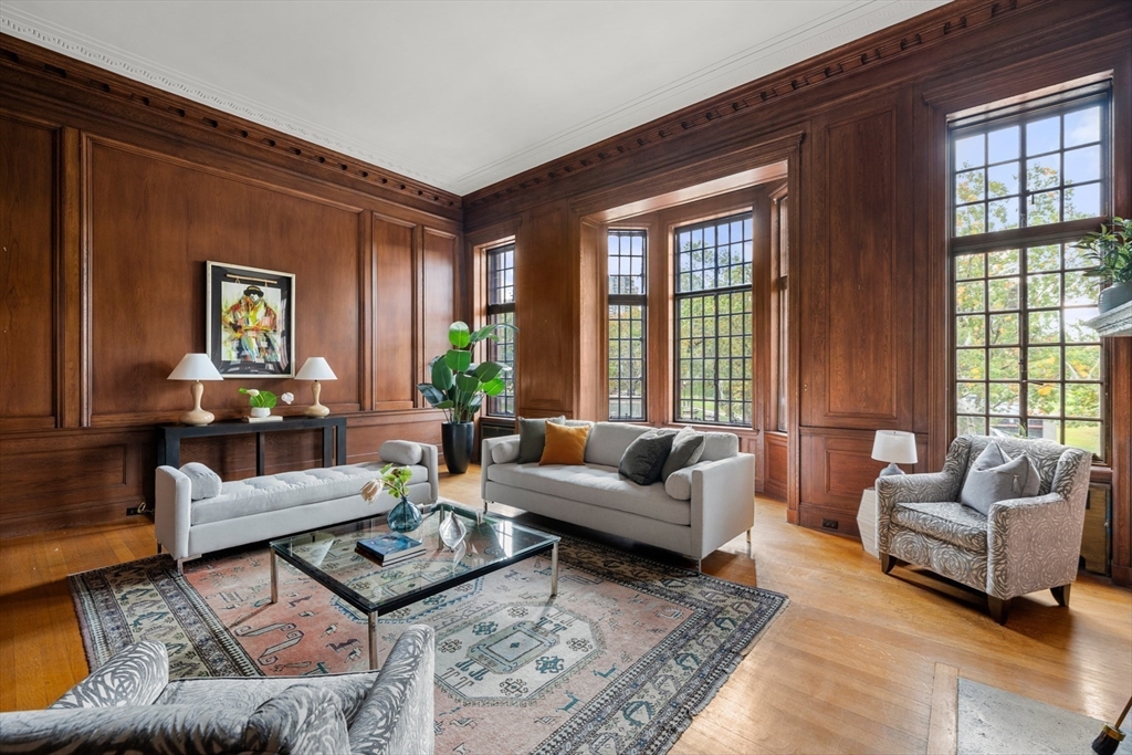51 Beacon St #3 in Boston