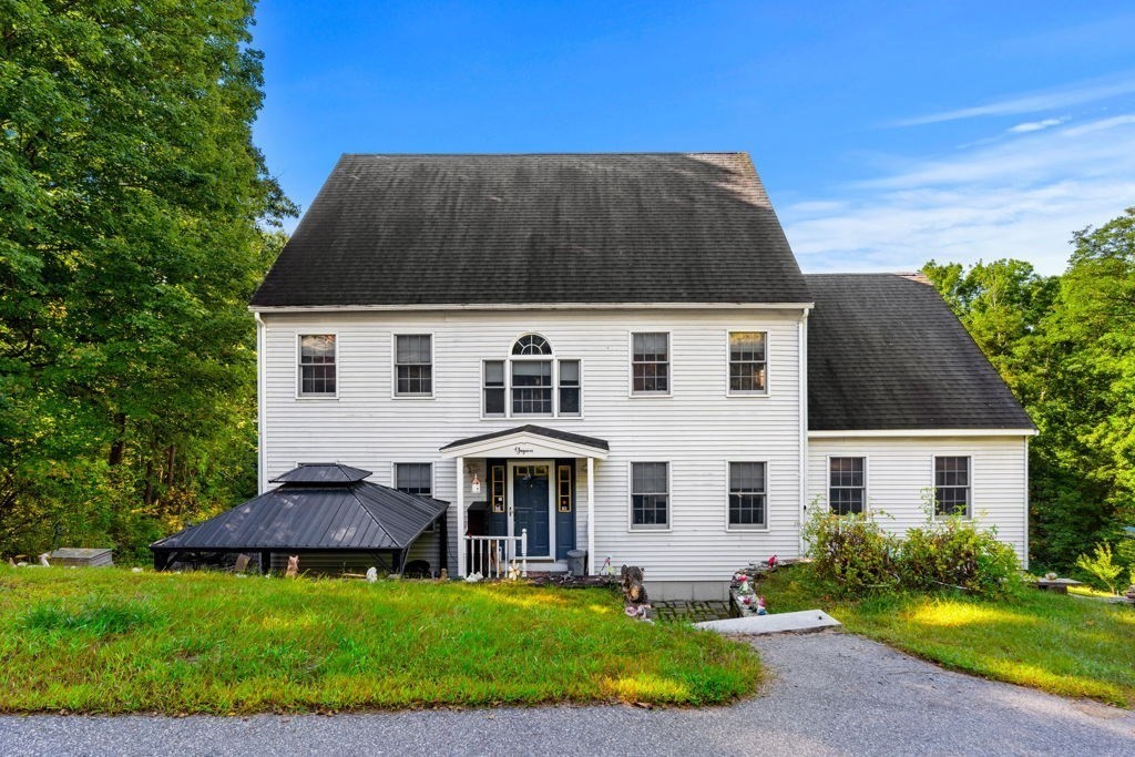 233 Lovers Ln in Haverhill