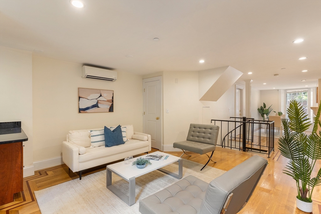 20 Joy St #1 in Boston