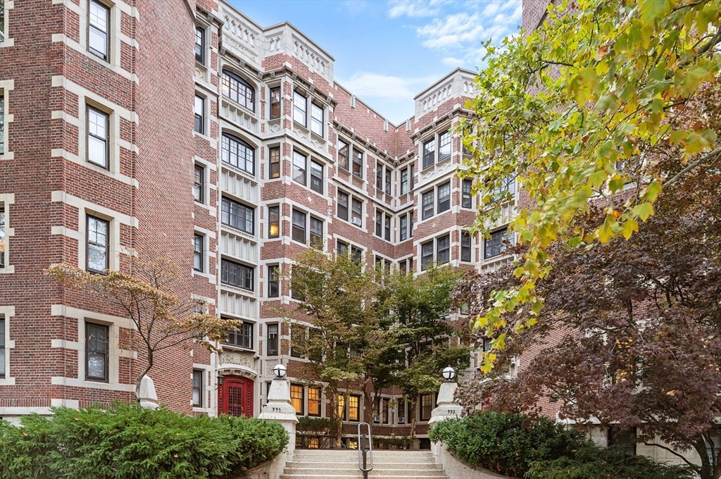 993 Memorial Drive #603 in Cambridge