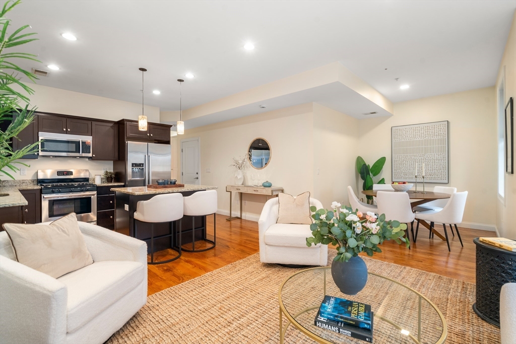 282 Maverick St #2 in Boston