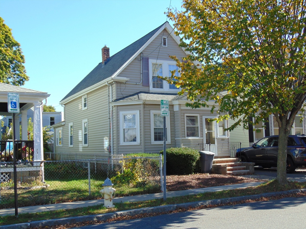 260 Newbury Ave in Quincy