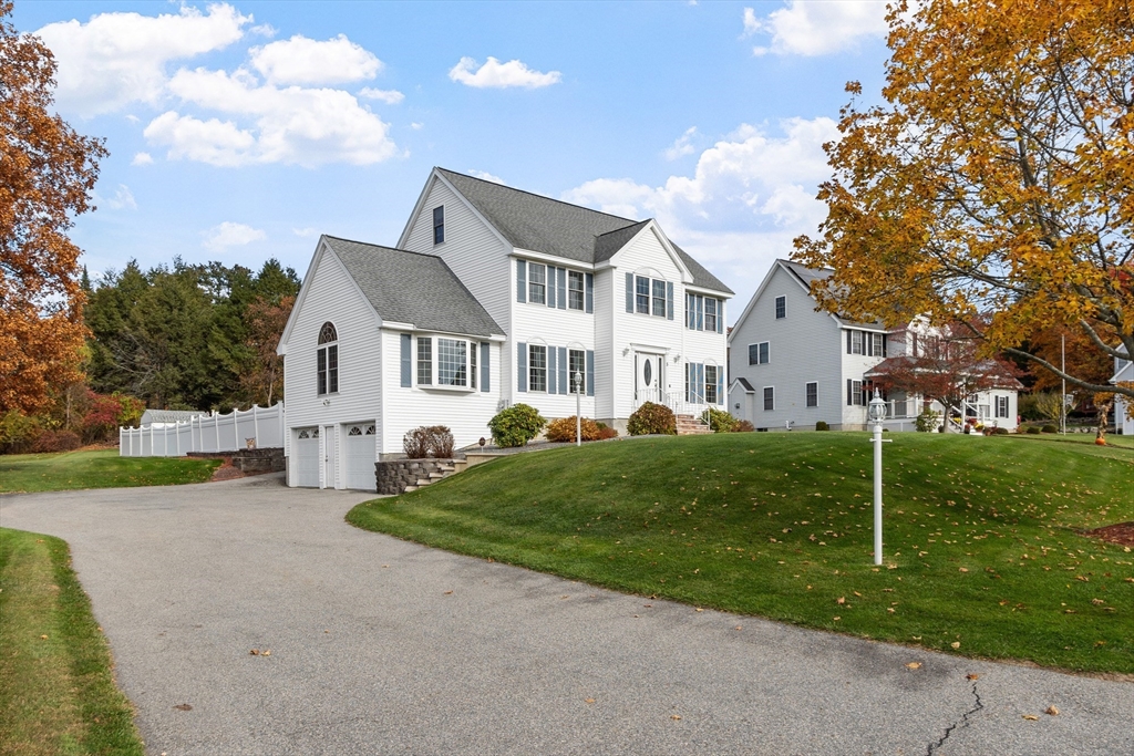 5 Abbey Rd in Methuen
